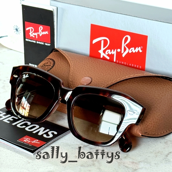 Ray-Ban (Store Display) State Street Gradient Brown Tortoise RB2186 - Picture 3 of 17